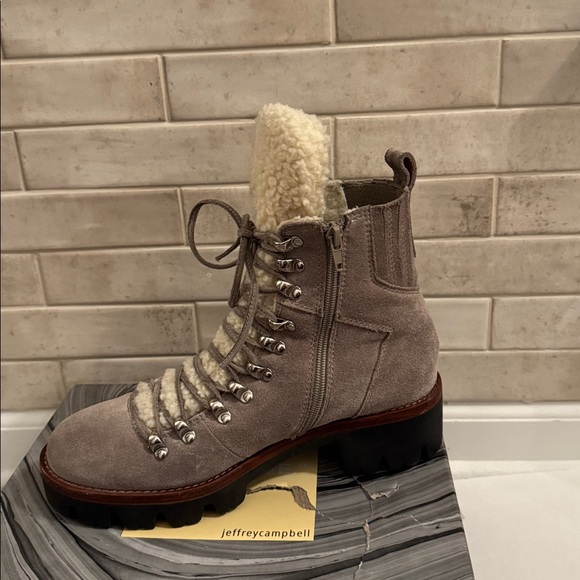 Jeffrey Campbell Culvert Taupe Suede Sherpa Hiker Boots 8.5 - Picture 2 of 8